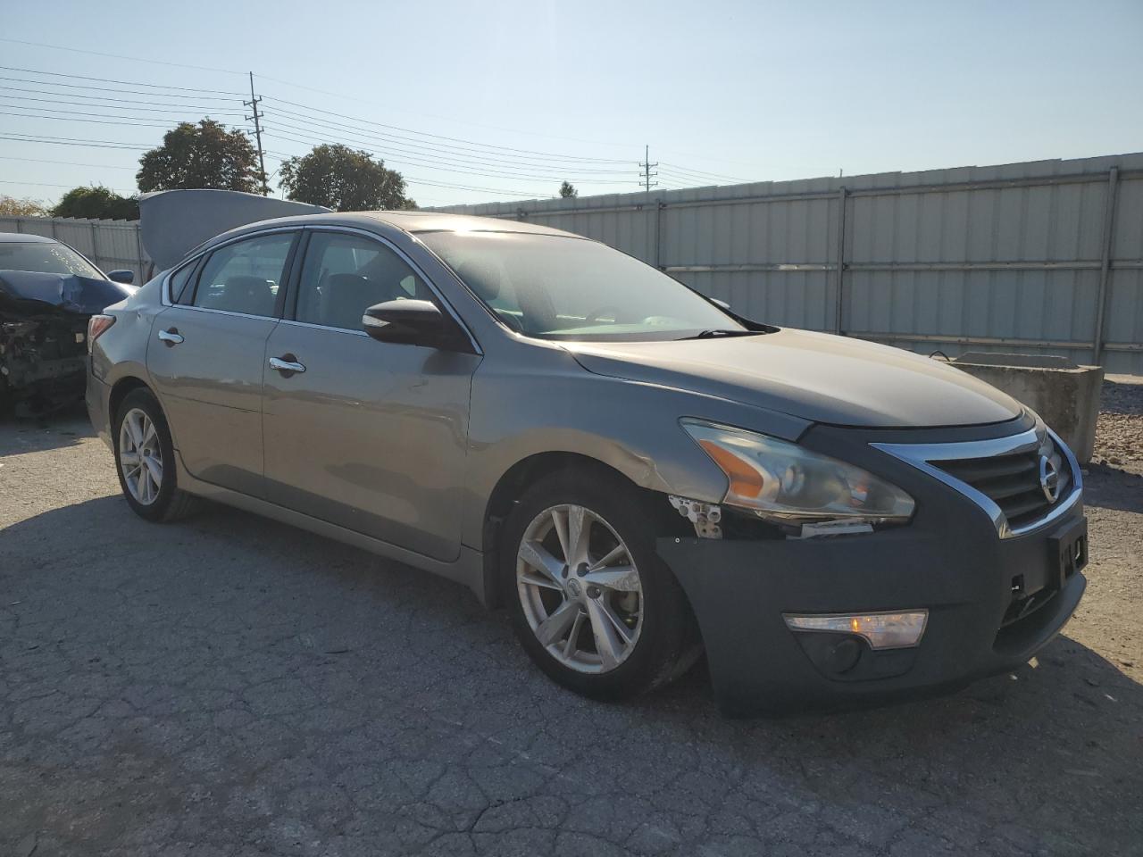 2015 Nissan Altima - Image 4