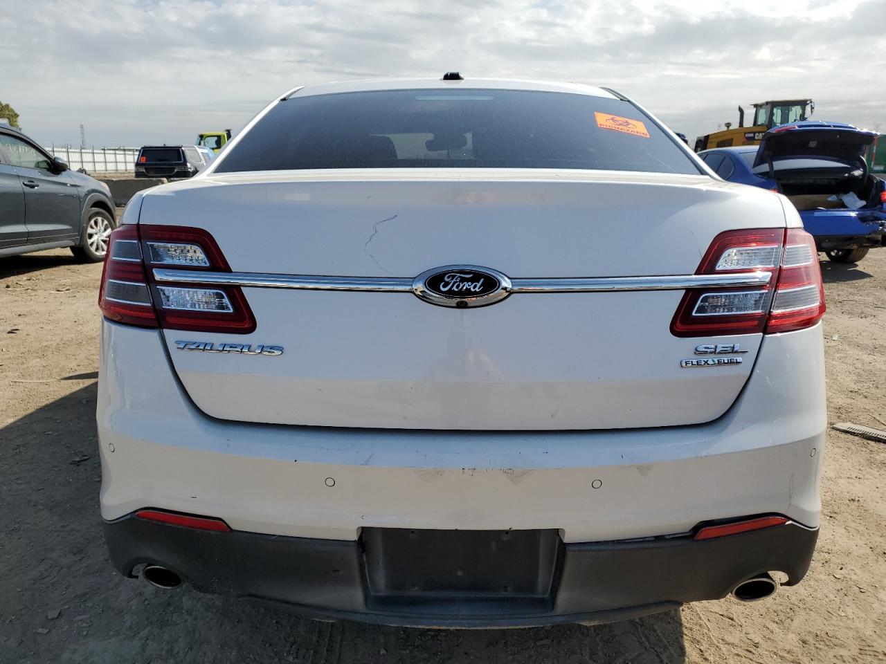 2013 Ford Taurus - Image 6