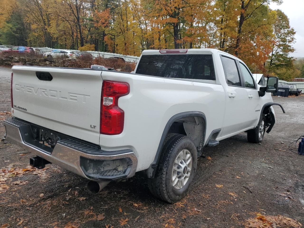2024 Chevrolet Silverado - Image 3