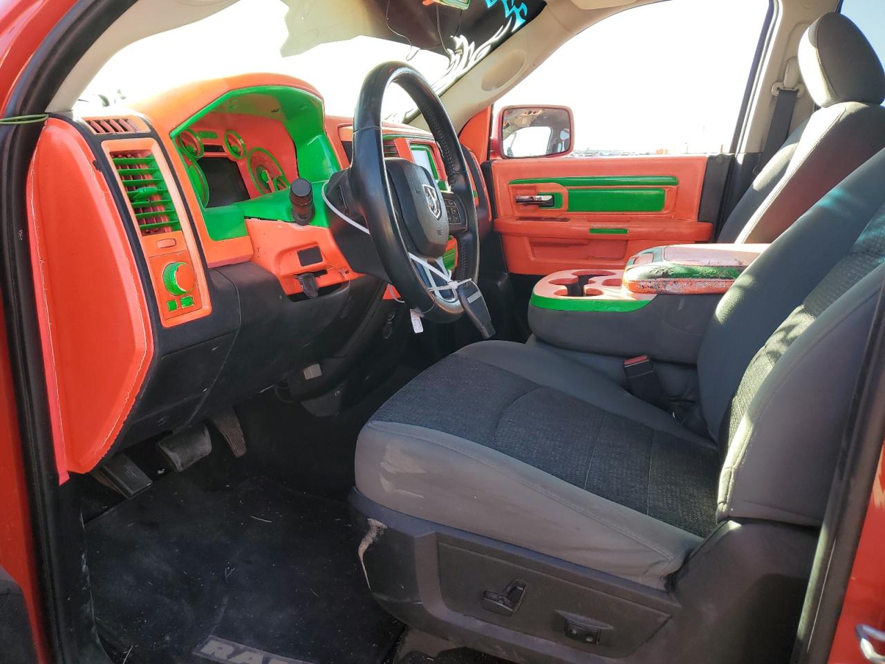 2016 RAM 1500 - Image 7