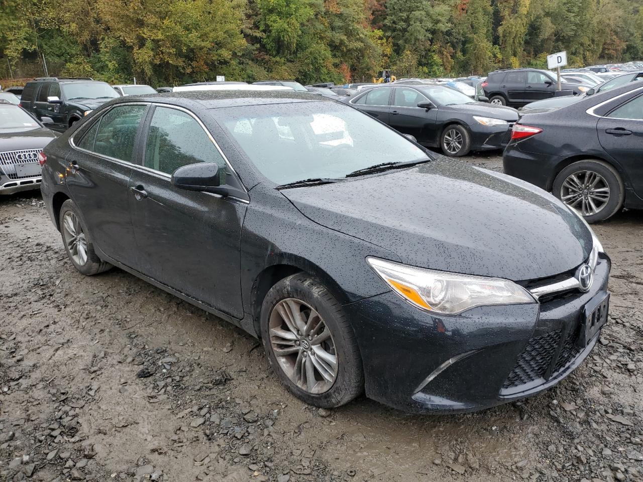 2017 Toyota Camry - Image 4