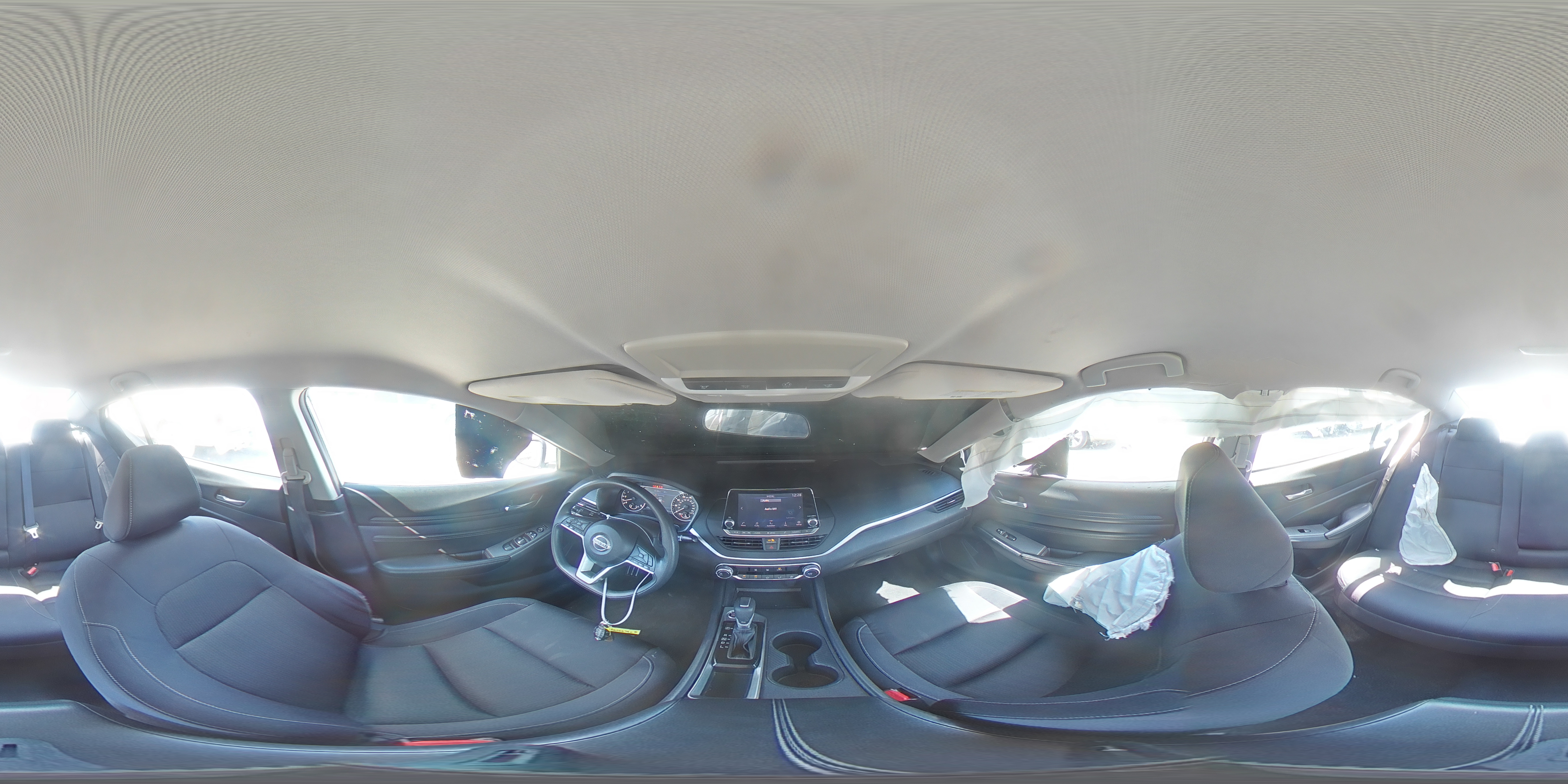 2019 Nissan Altima - Image 14