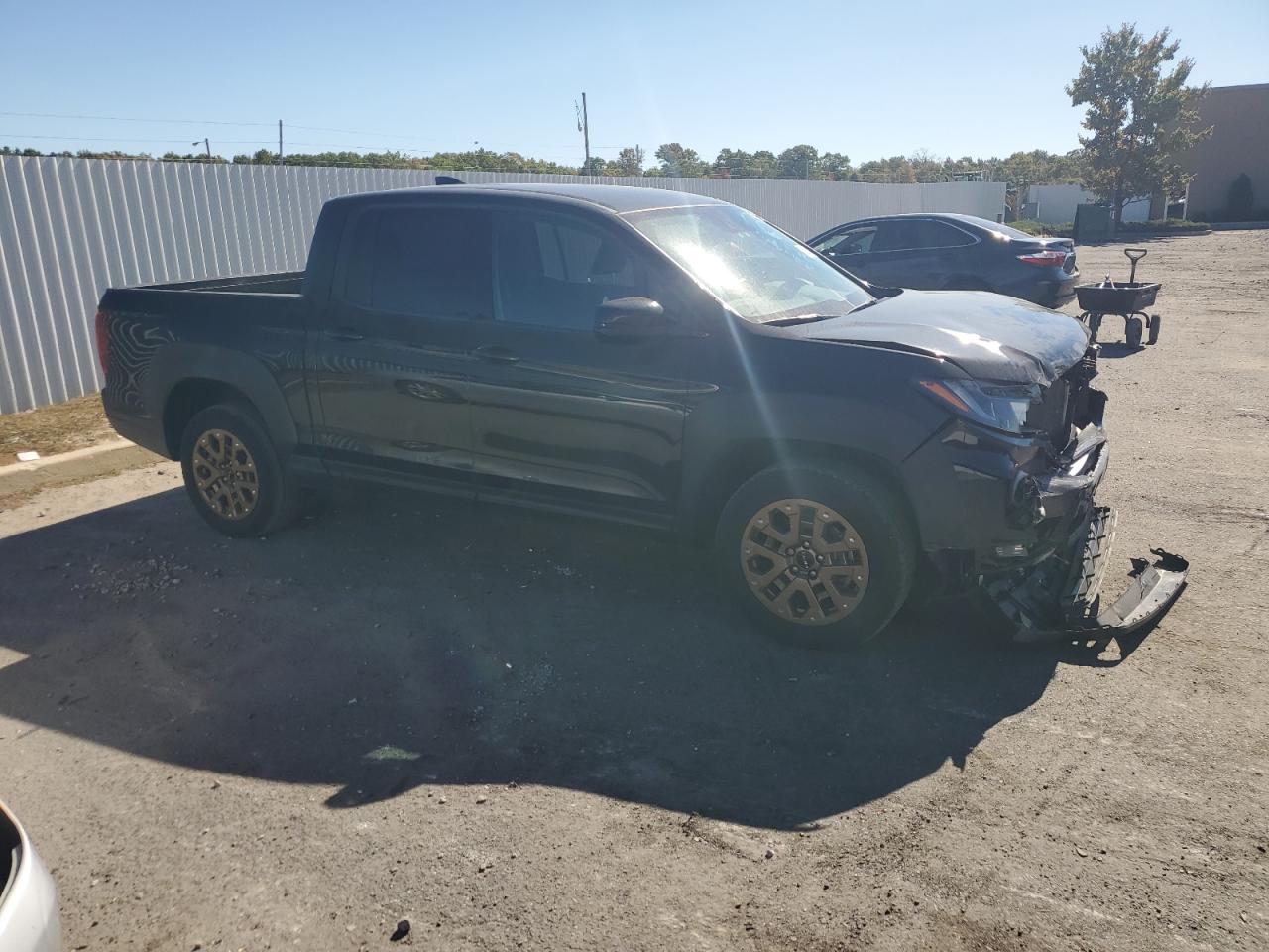 2021 Honda Ridgeline - Image 4