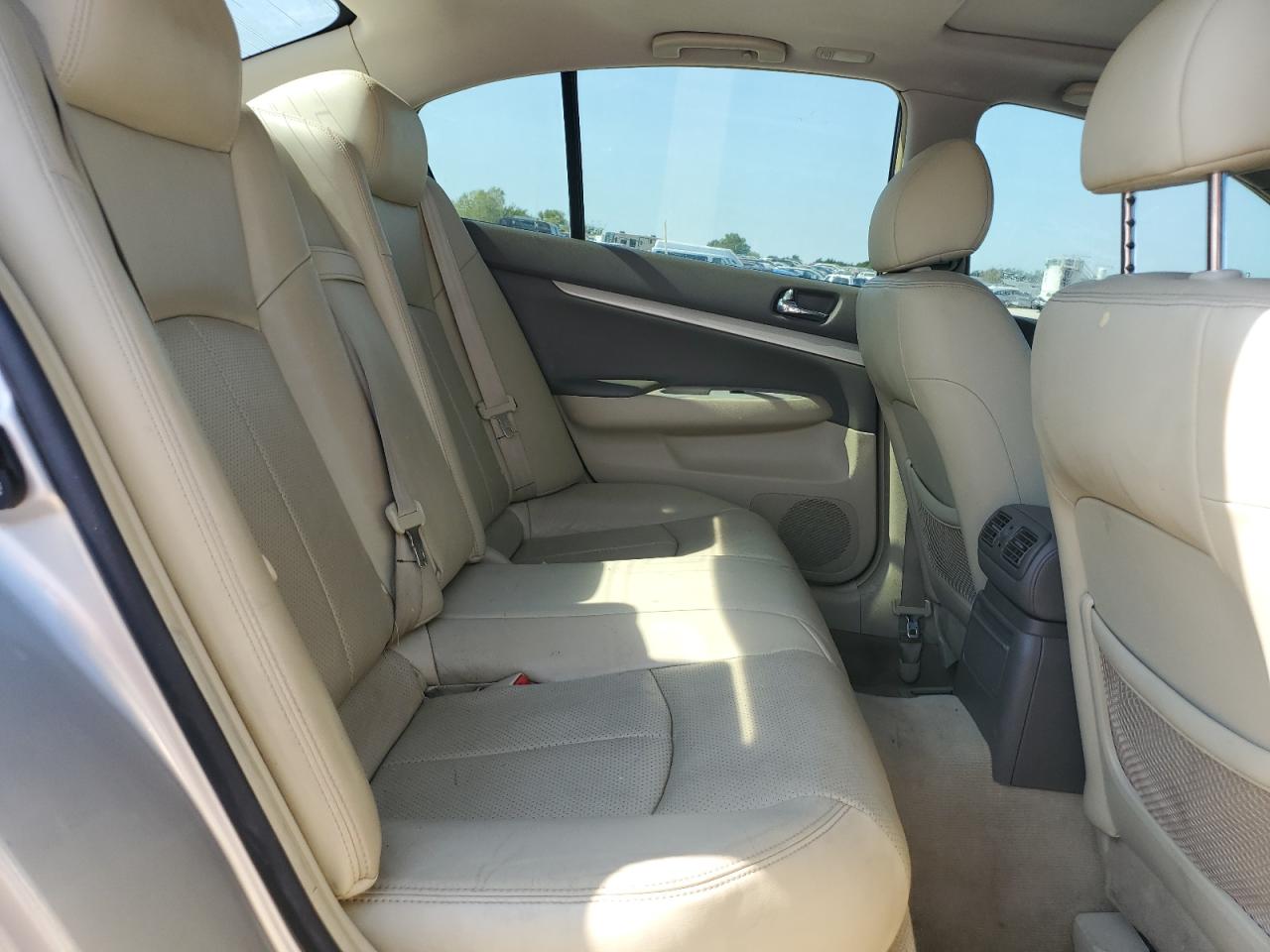 2008 Infiniti G - Image 11