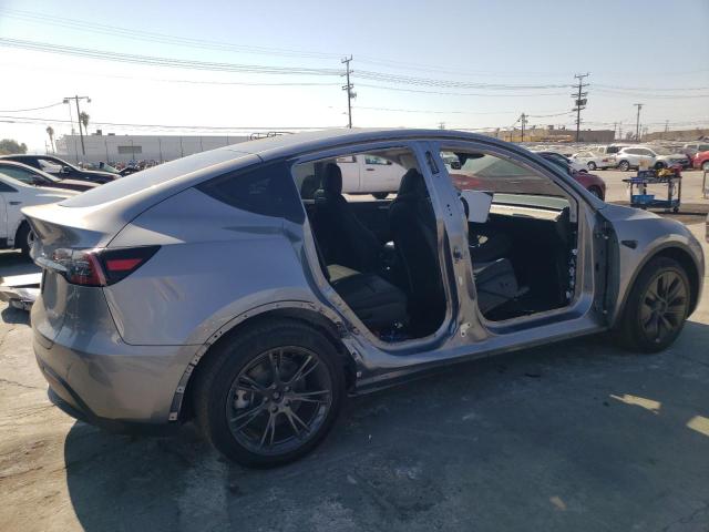  TESLA MODEL Y 2024 Szary