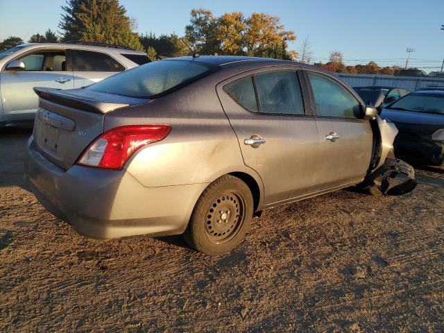  NISSAN VERSA 2018 Gray