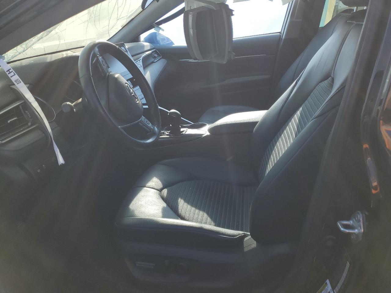 2021 Toyota Camry - Image 7
