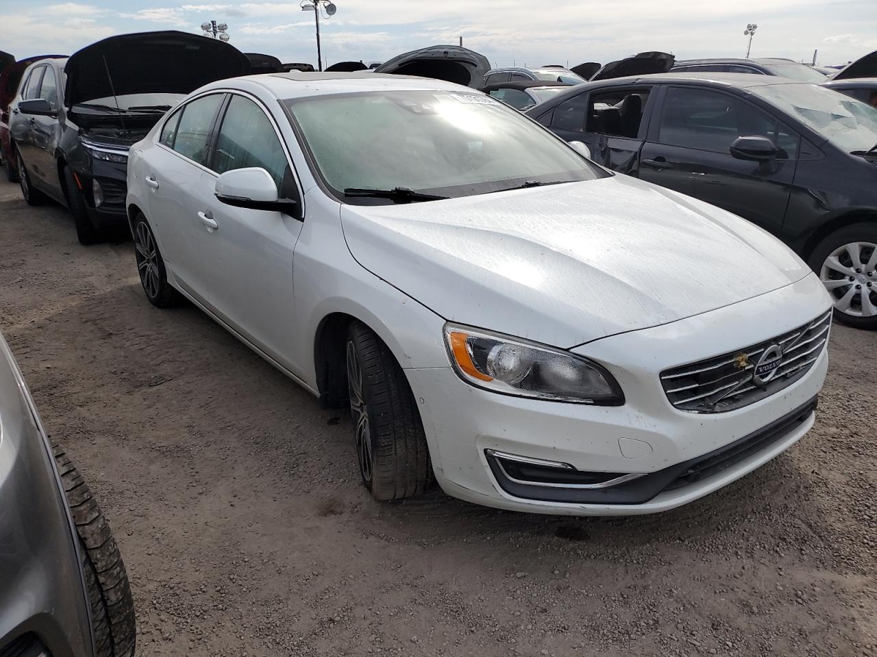 YV140MFK4F1343179 2015 Volvo S60 Premier