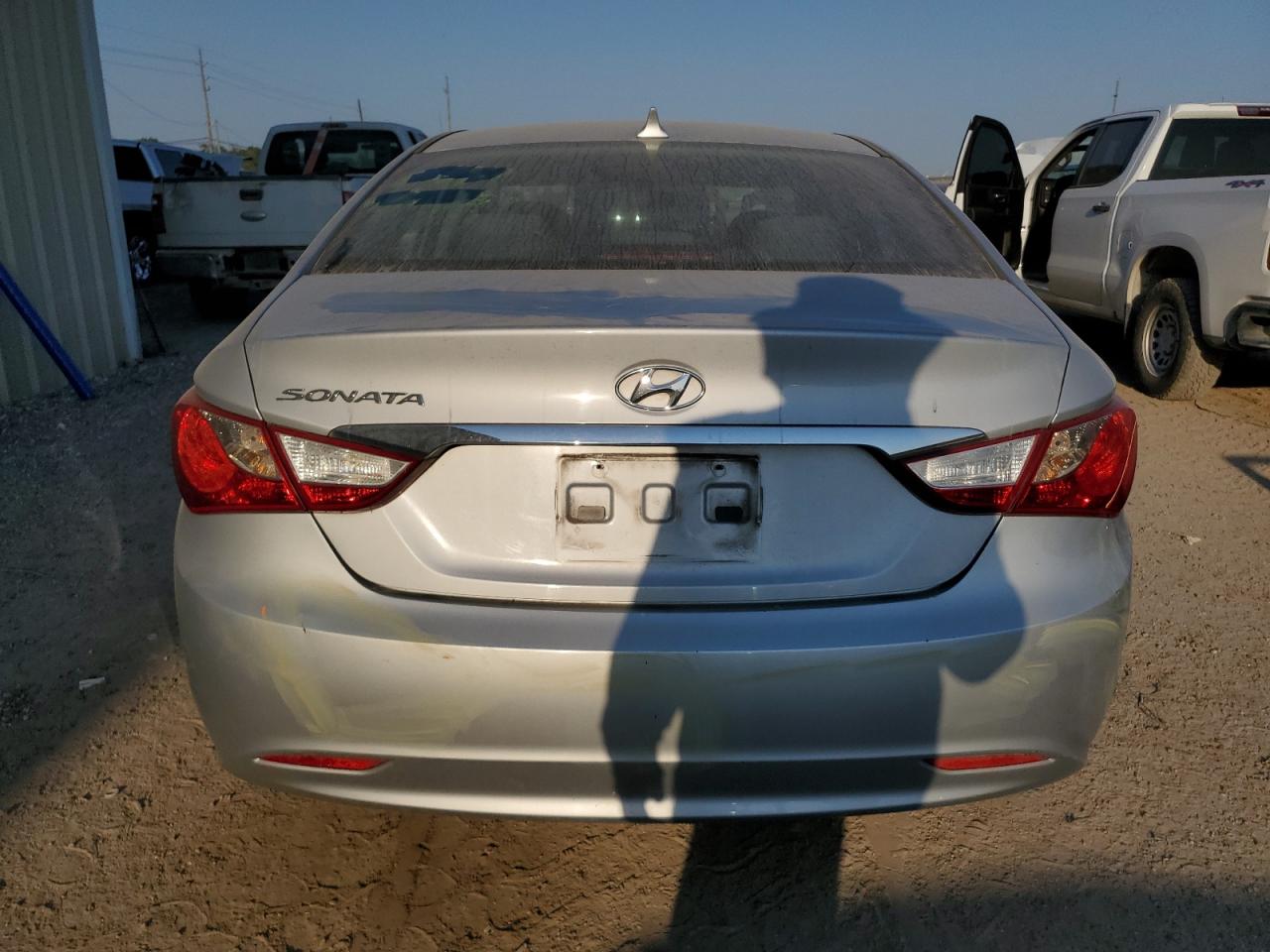 2011 Hyundai Sonata - Image 6