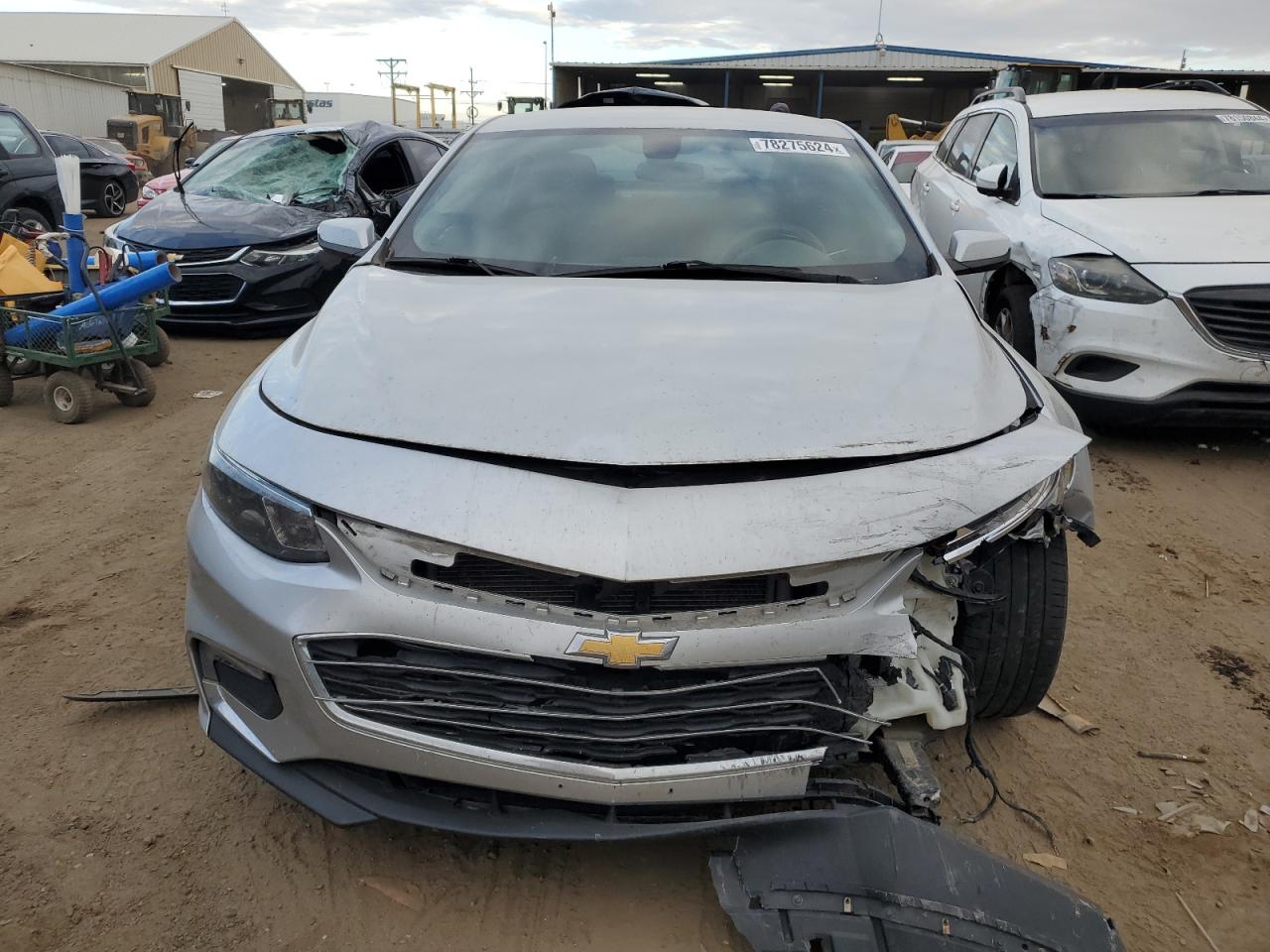 2017 Chevrolet Malibu - Image 5