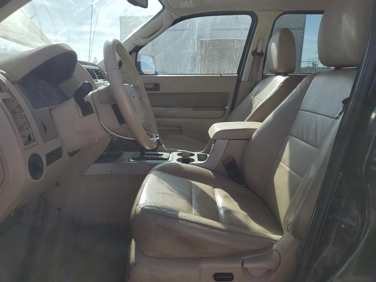 2010 Ford Escape - Image 7