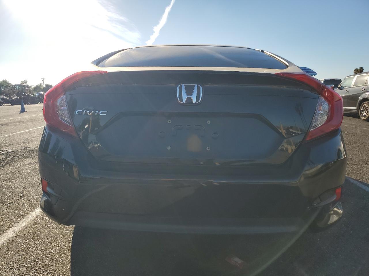 2018 Honda Civic Lx VIN: 2HGFC2F59JH562767 Lot: 78050804