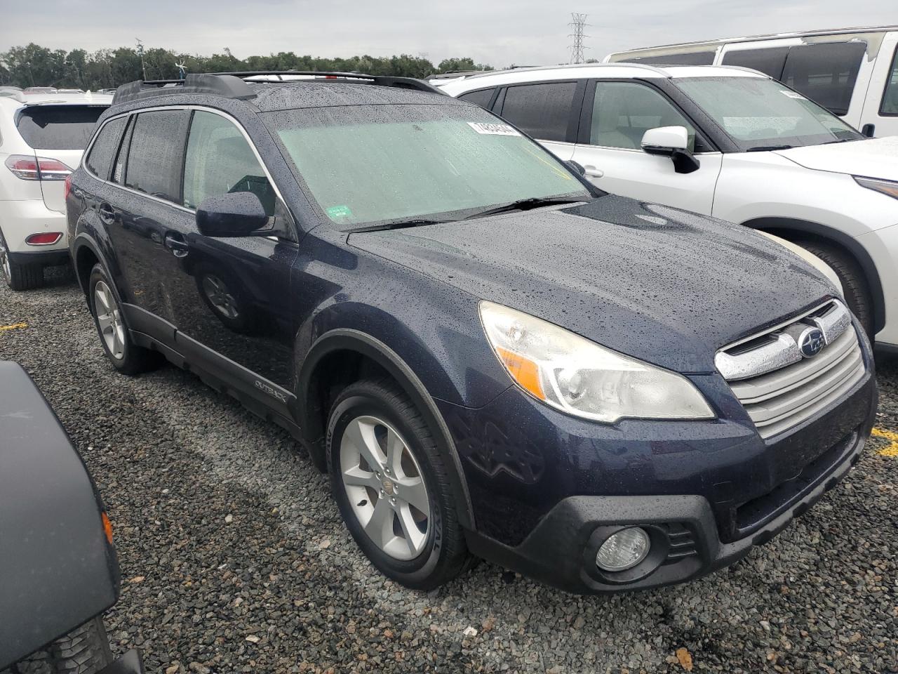 2014 Subaru Outback - Image 4
