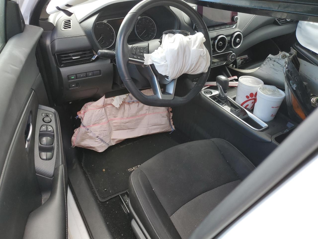 2021 Nissan Sentra - Image 8