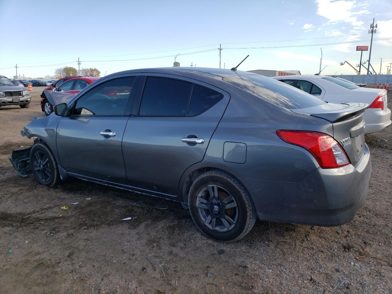 2019 Nissan Versa - Image 2