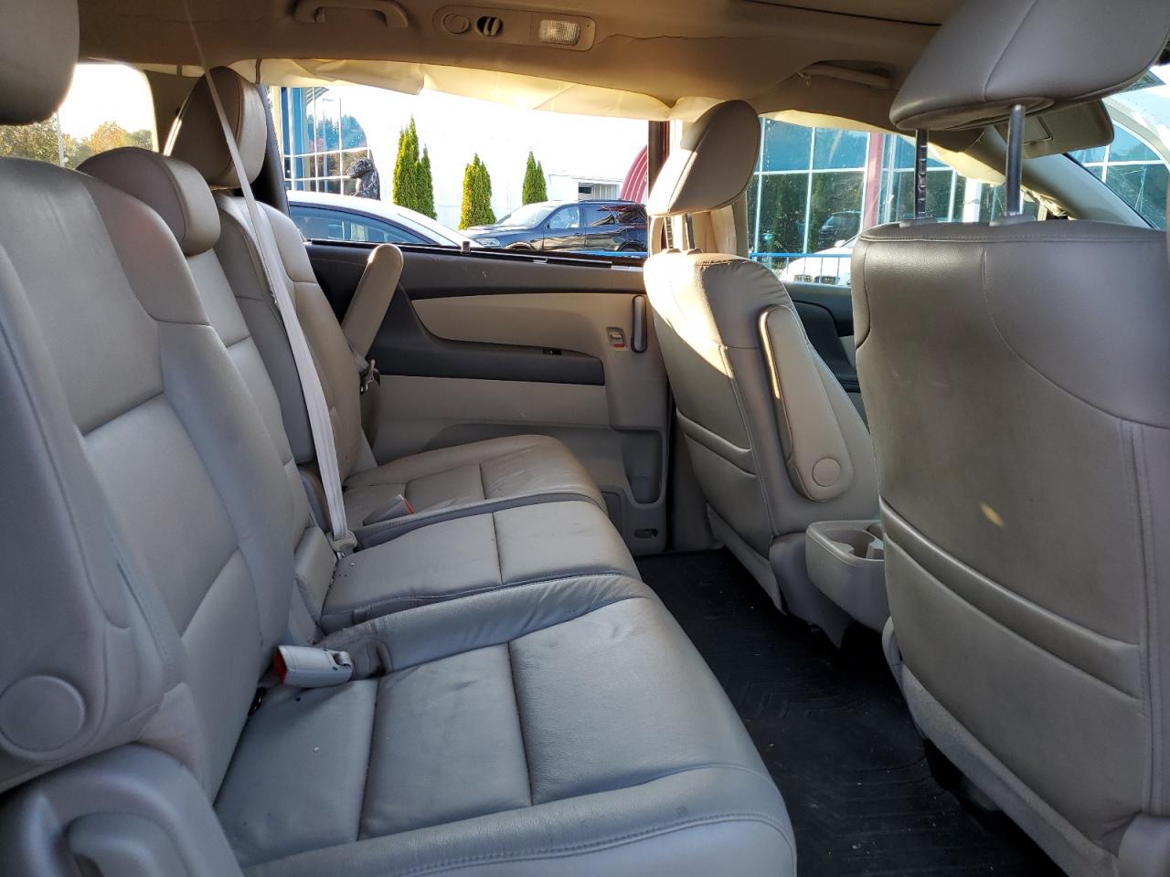 2013 Honda Odyssey - Image 11