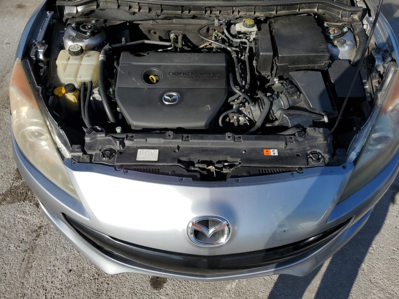 2012 Mazda 3 - Image 11