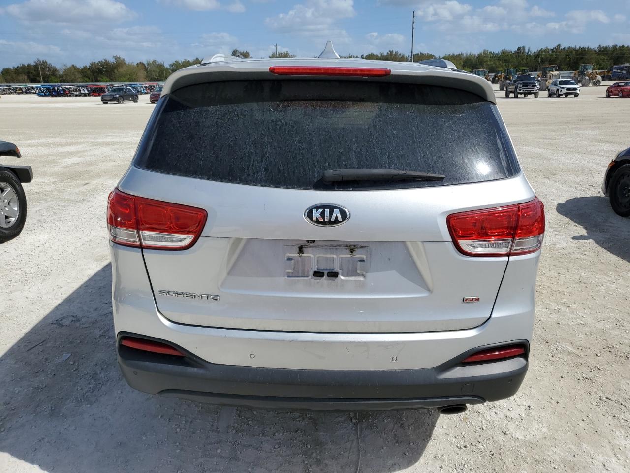 2016 Kia Sorento Lx VIN: 5XYPG4A3XGG143682 Lot: 77944924