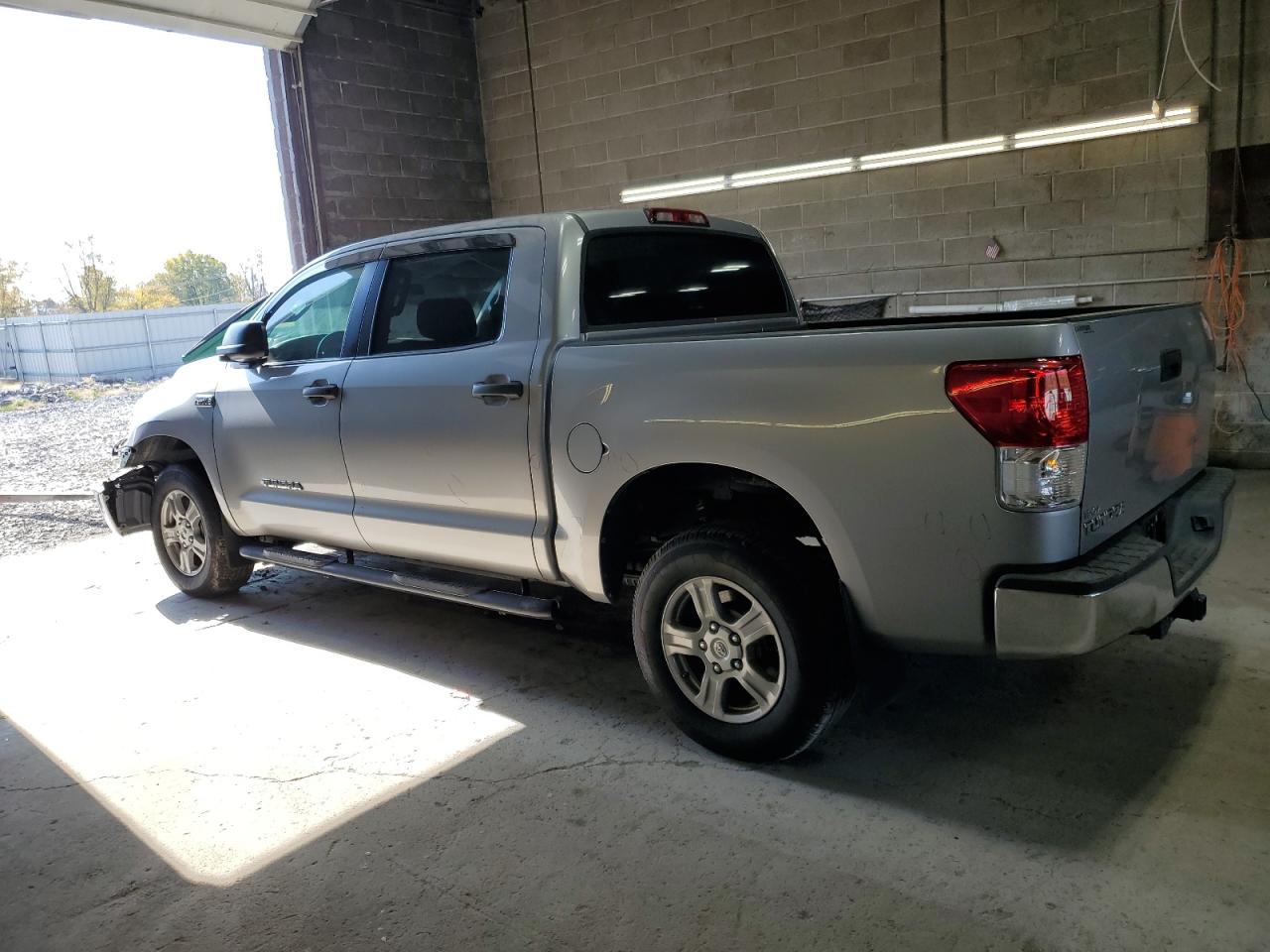 VIN 5TFEY5F19DX140721 2013 TOYOTA TUNDRA no.2