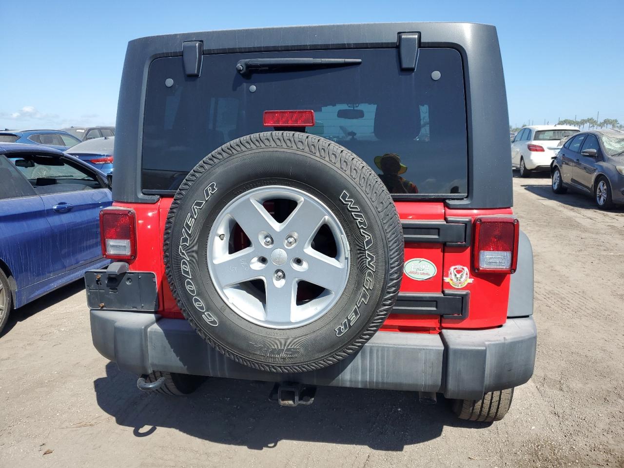 2015 Jeep Wrangler Unlimited Sport VIN: 1C4HJWDG1FL549241 Lot: 75557784