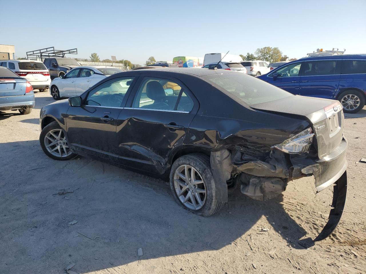 2010 Ford Fusion - Image 2