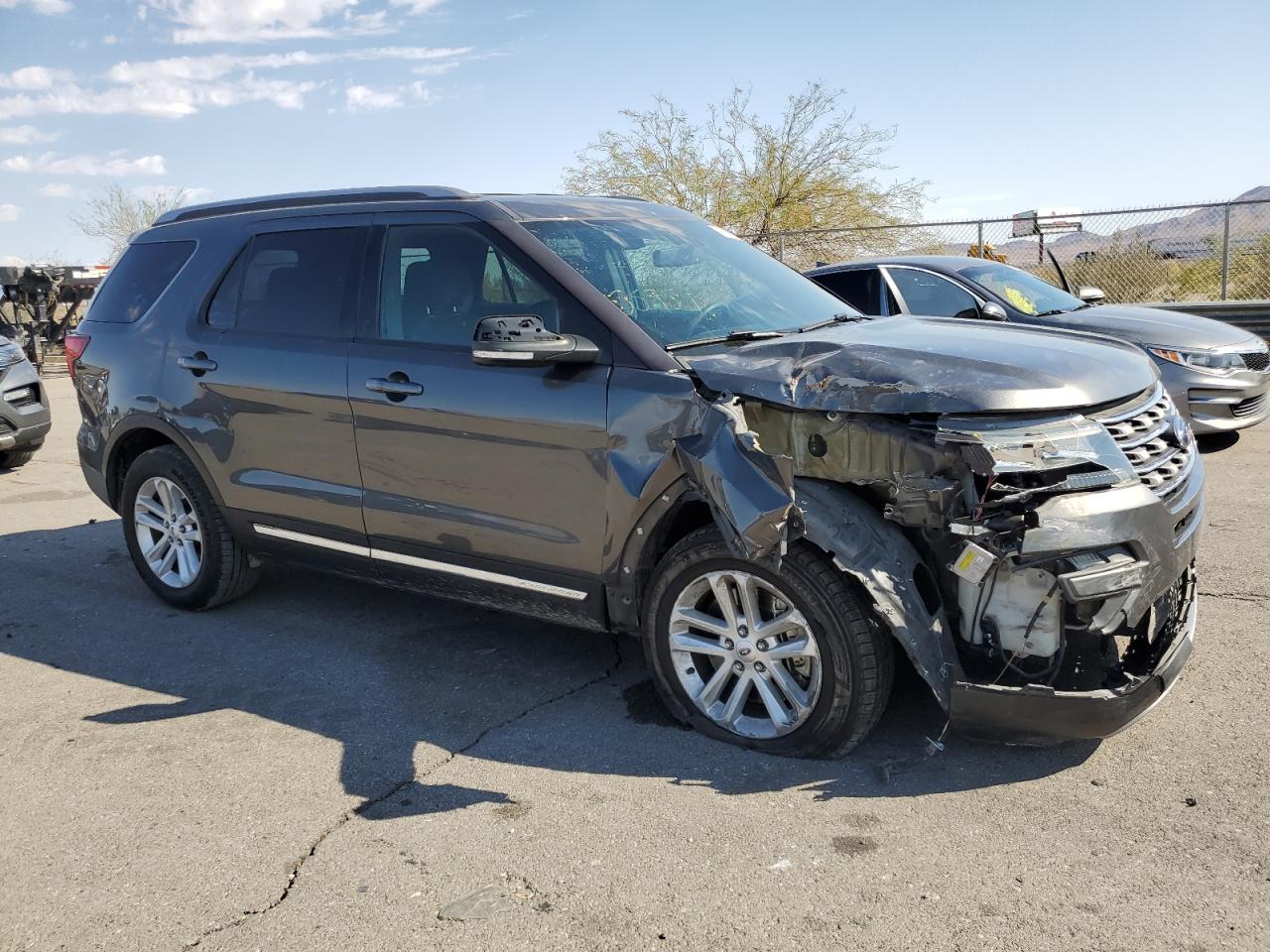 VIN 1FM5K7D82GGB06407 2016 FORD EXPLORER no.4