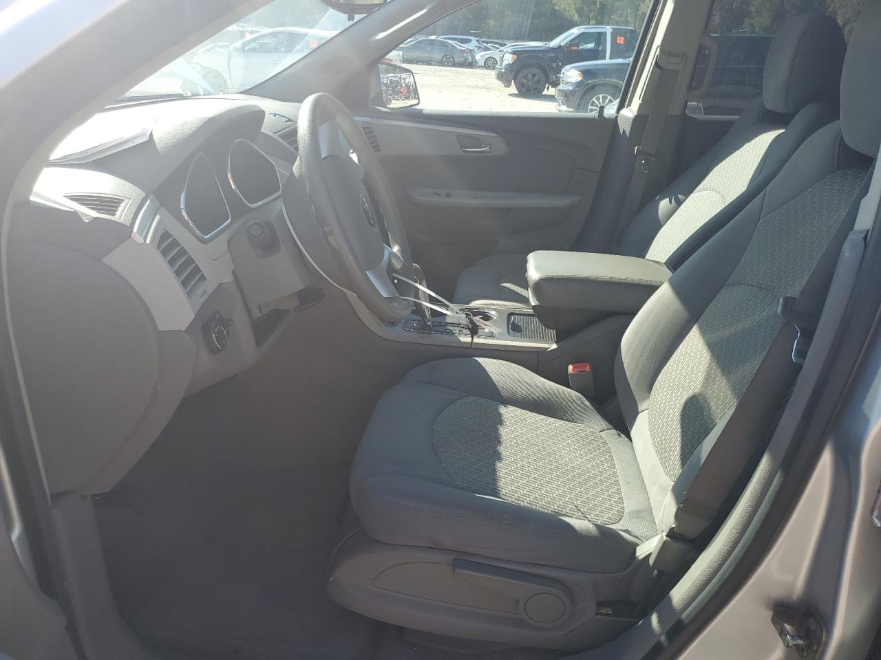 2009 Chevrolet Traverse - Image 7
