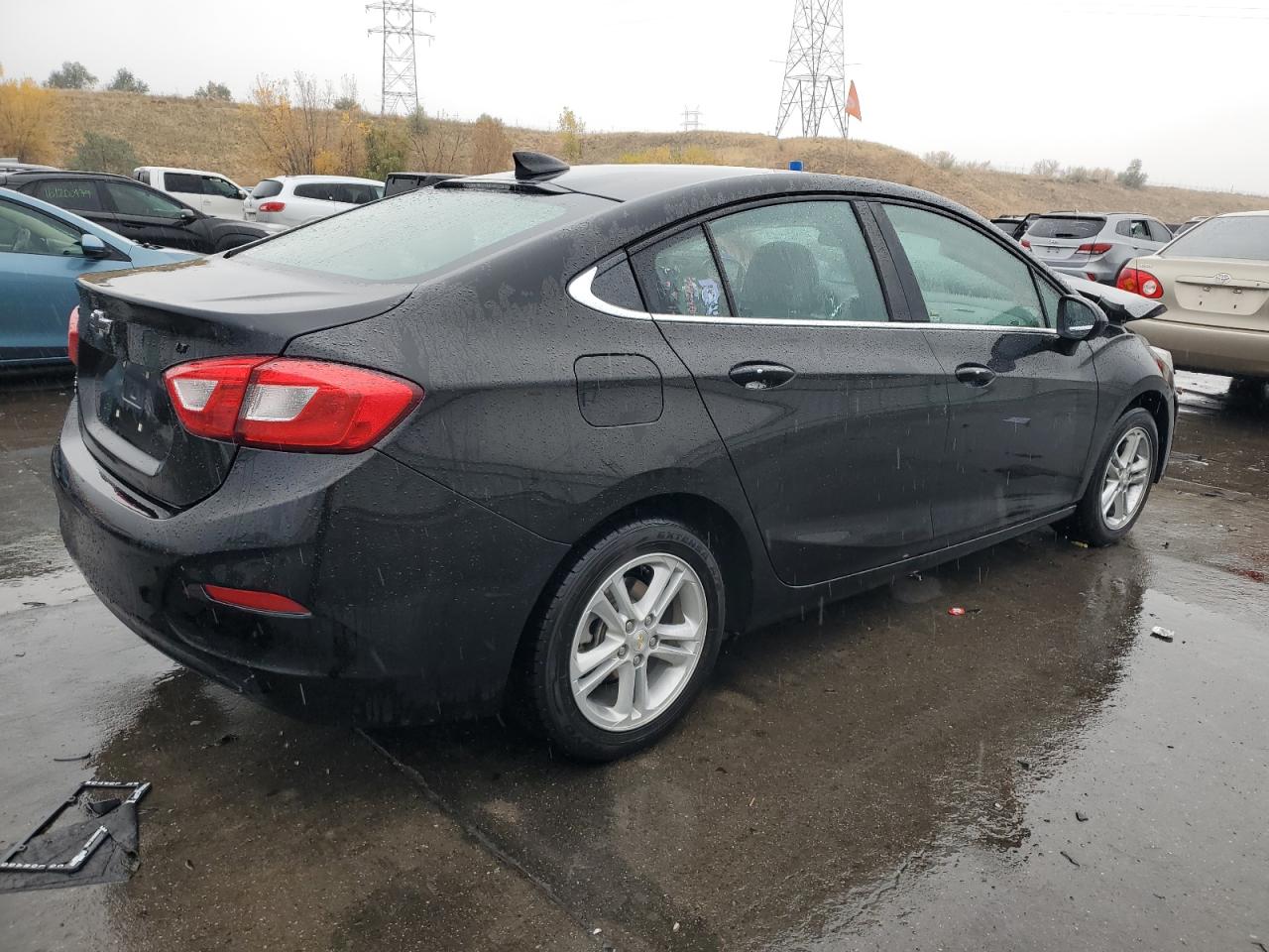 VIN 1G1BE5SM3J7170250 2018 CHEVROLET CRUZE no.3