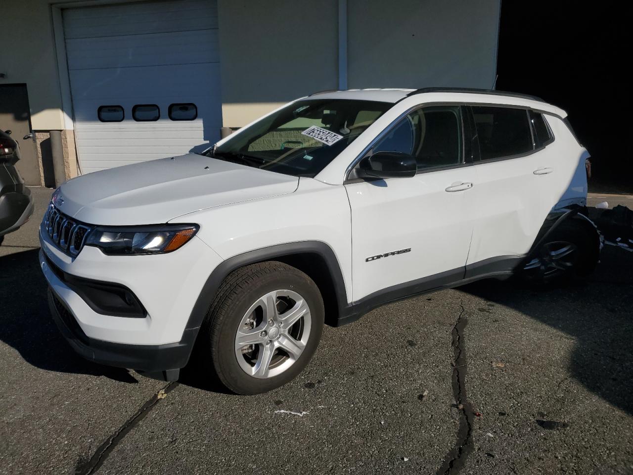 3C4NJDBNXRT598357 2024 JEEP COMPASS - Image 1