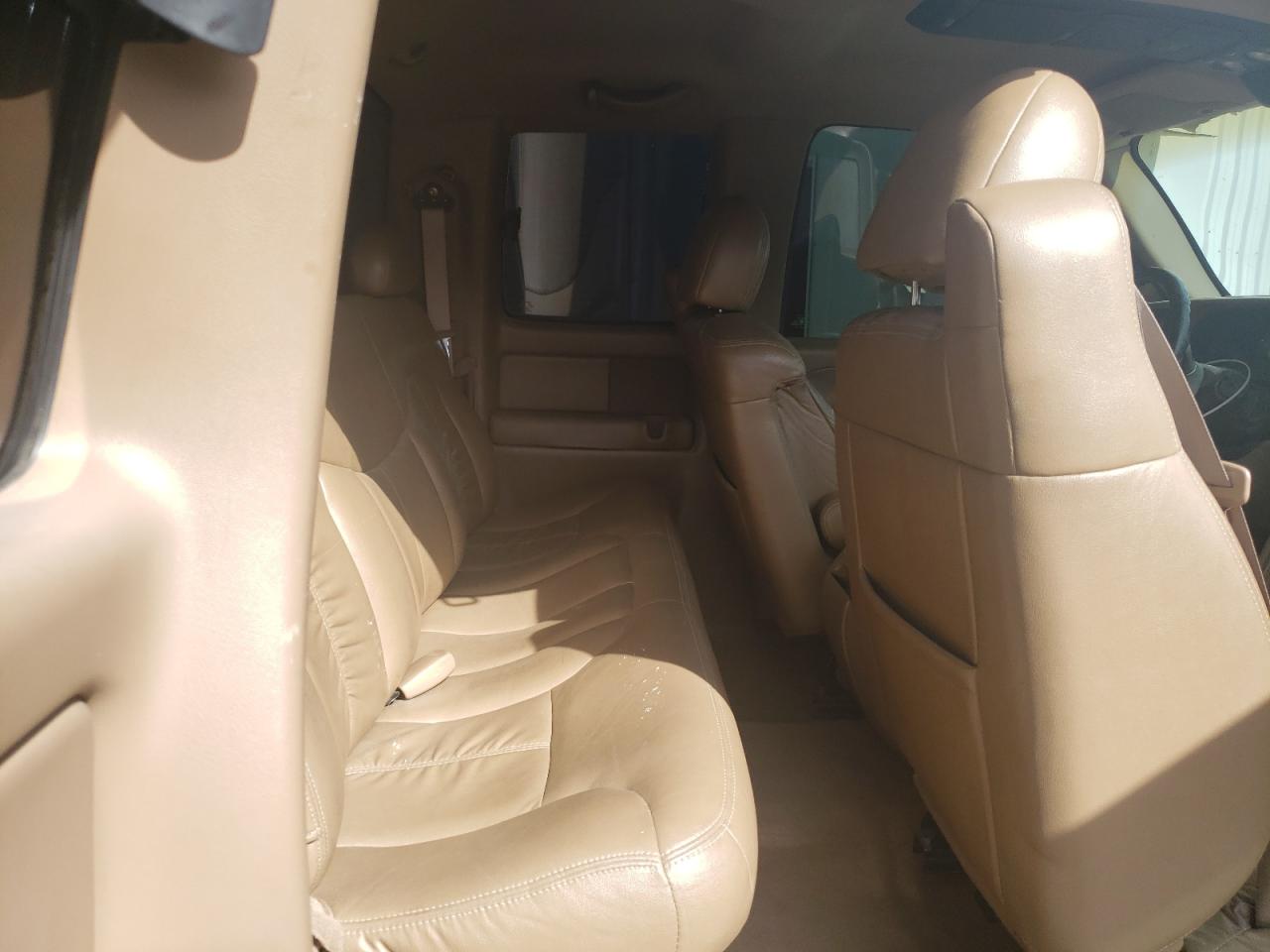 2000 Chevrolet Silverado - Image 10