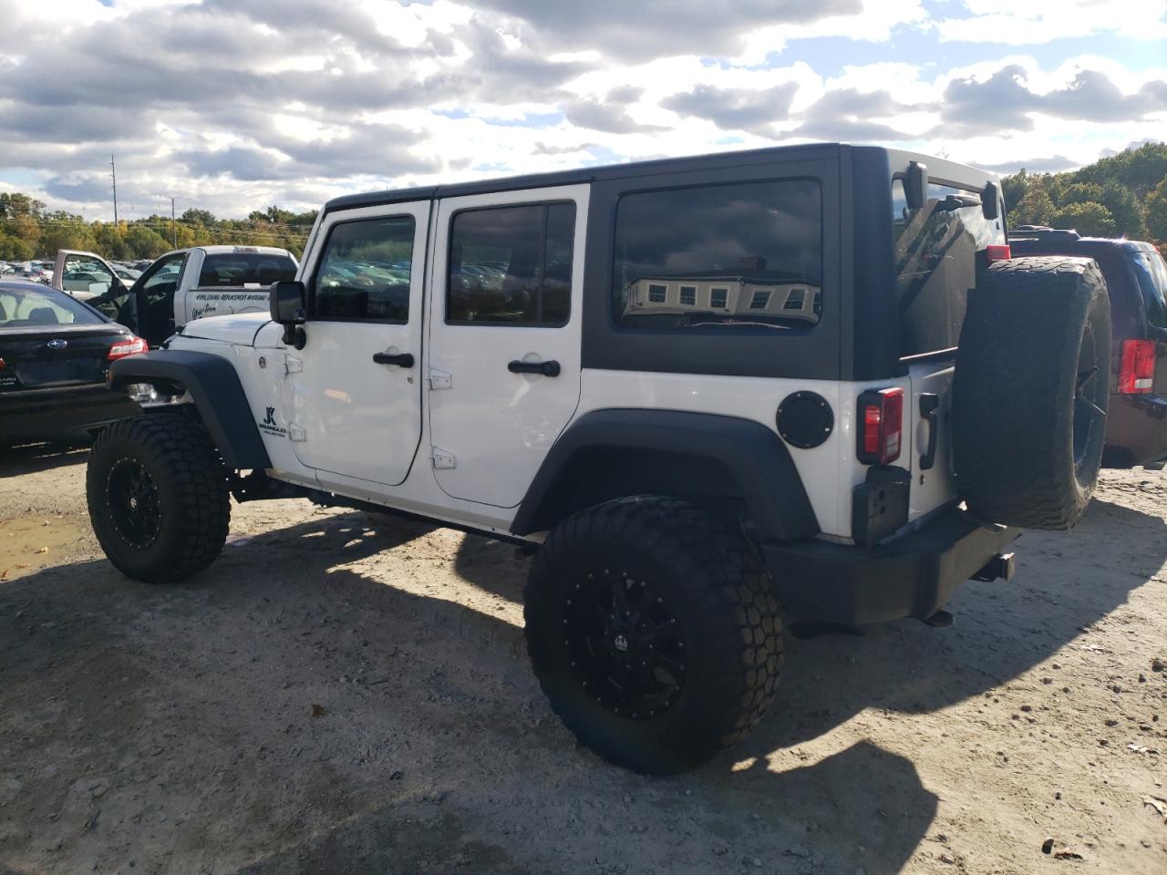 2017 Jeep Wrangler - Image 2