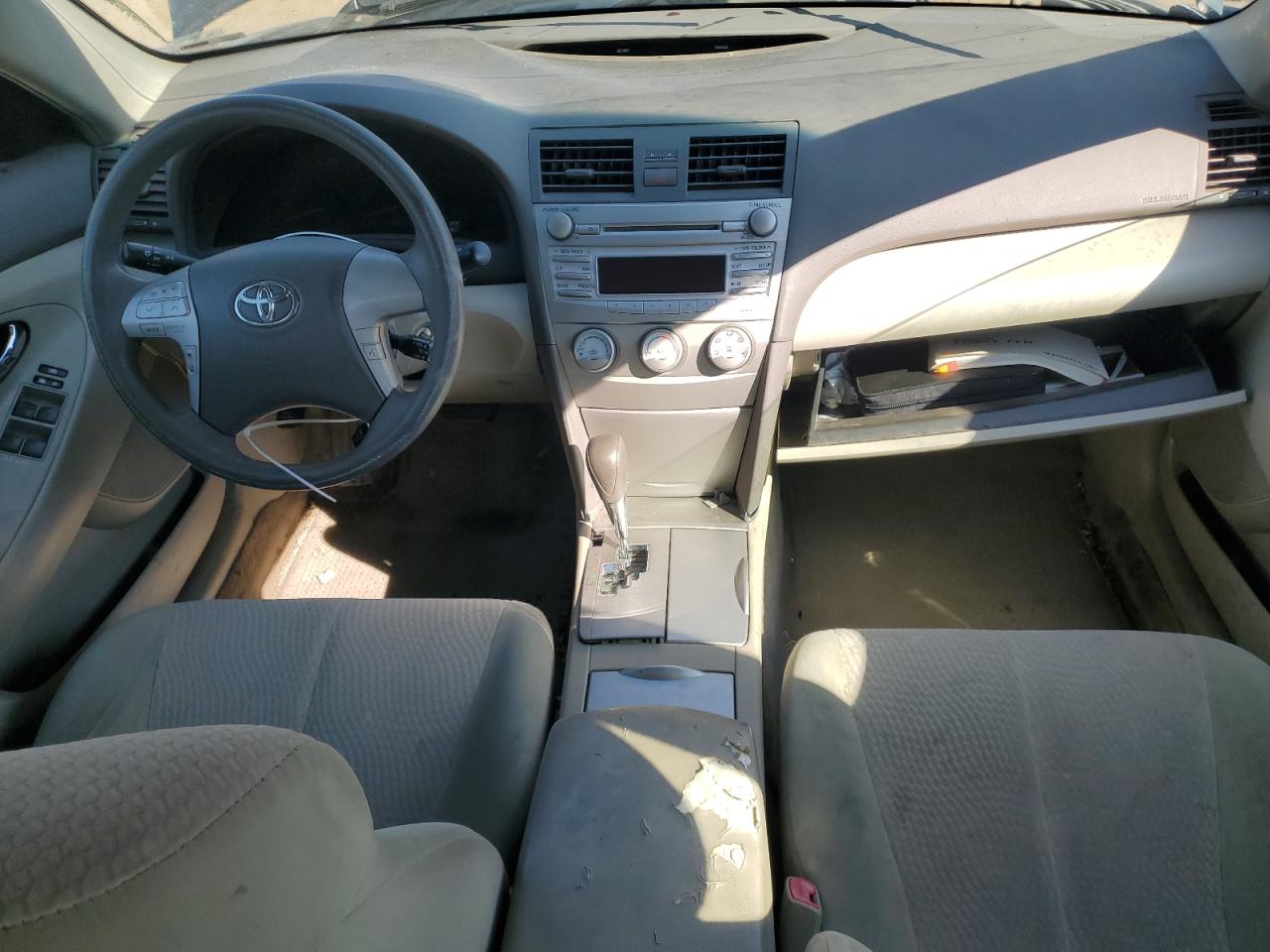 2011 Toyota Camry - Image 8