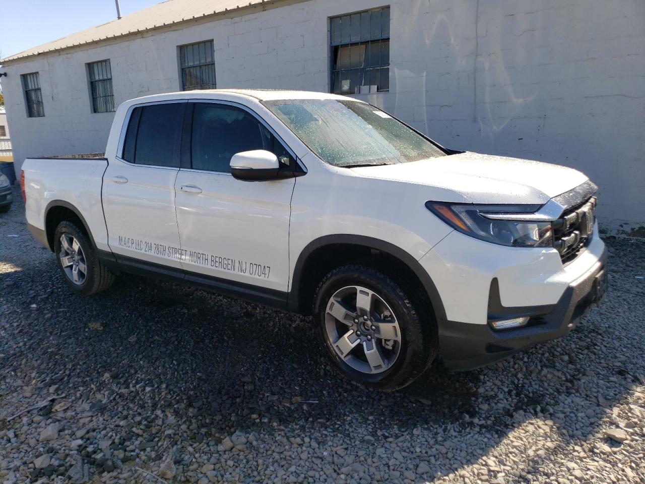 2024 Honda Ridgeline - Image 4