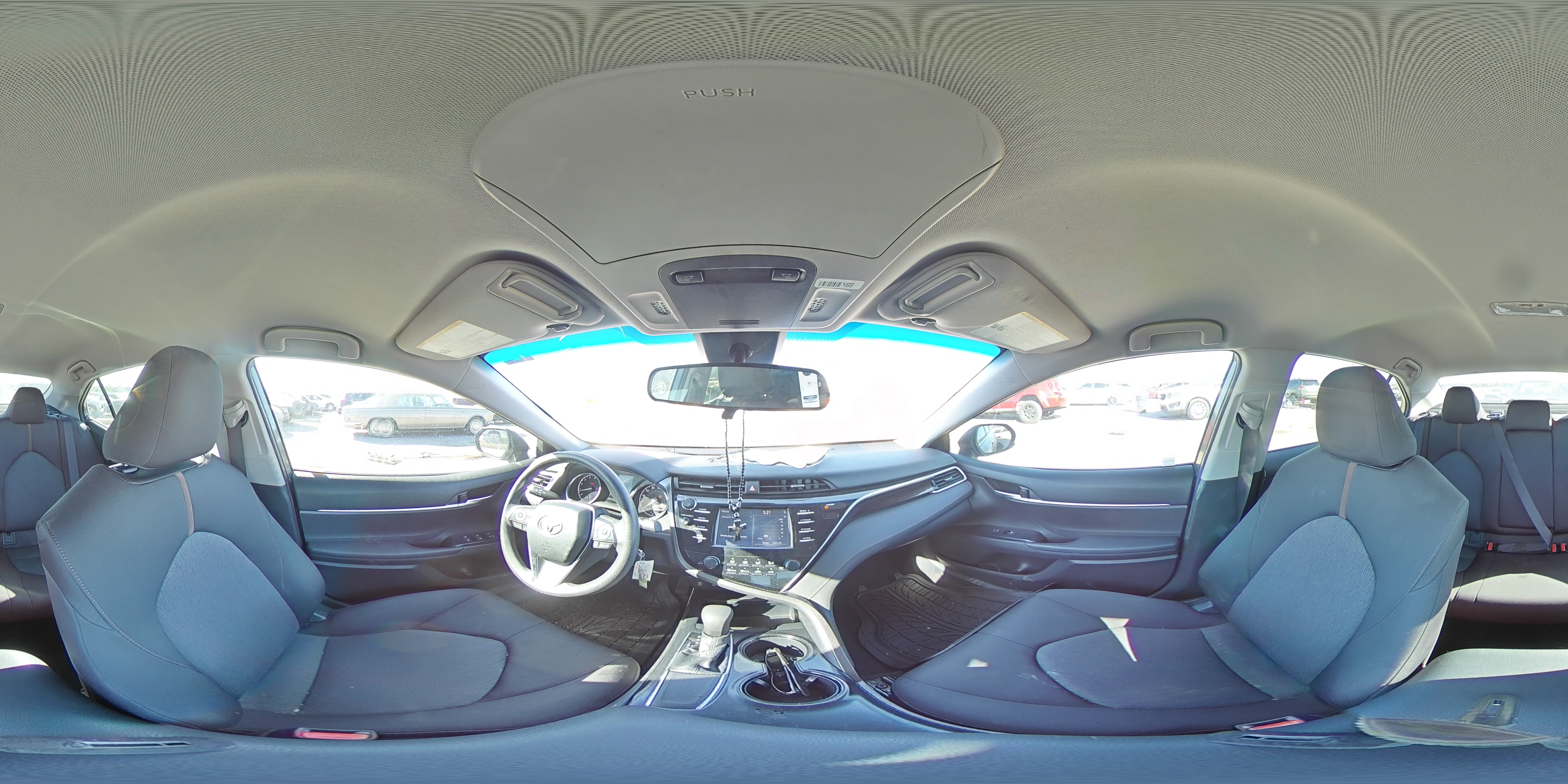 2018 Toyota Camry - Image 13