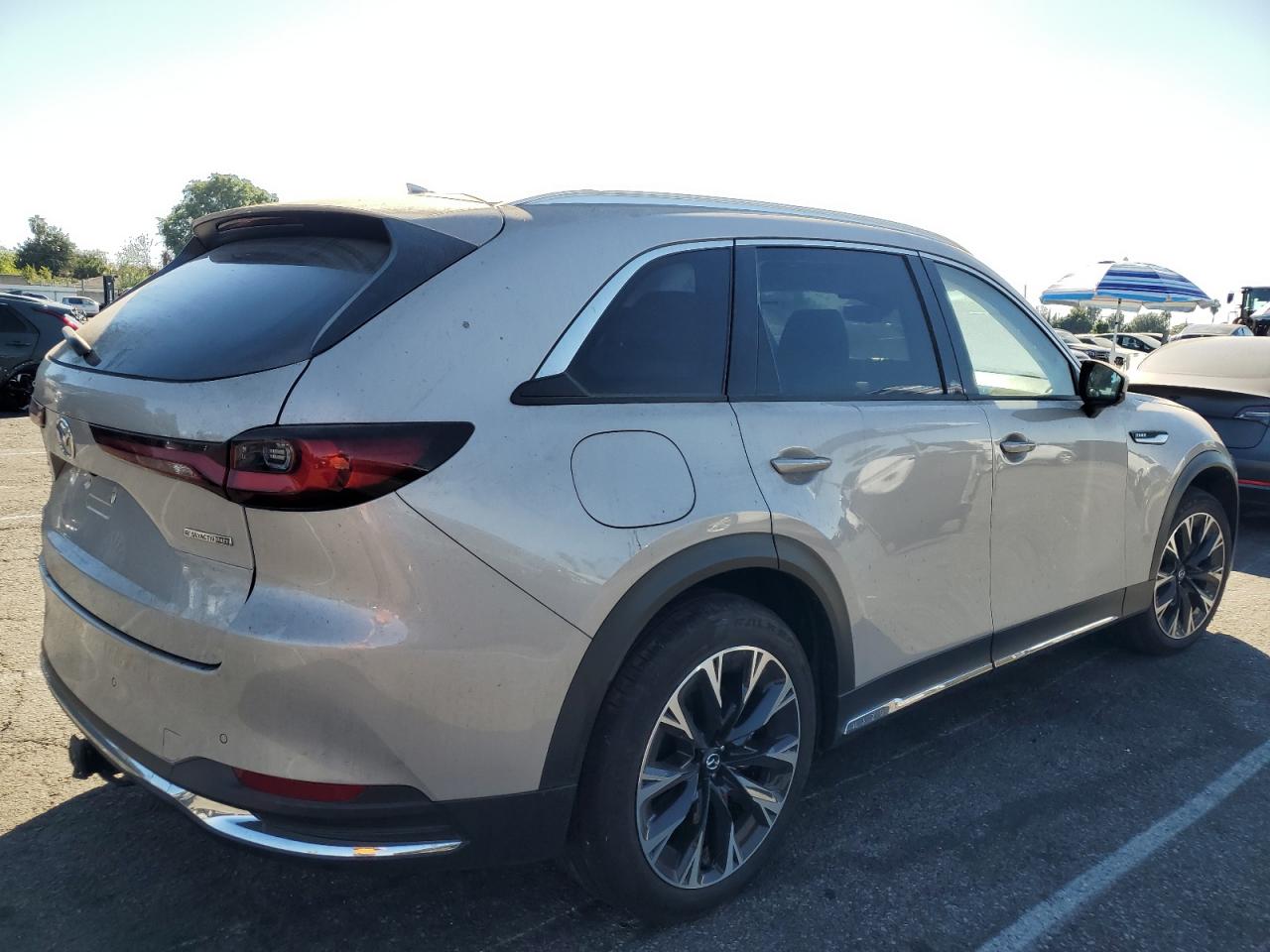 2024 Mazda CX-90 - Image 3