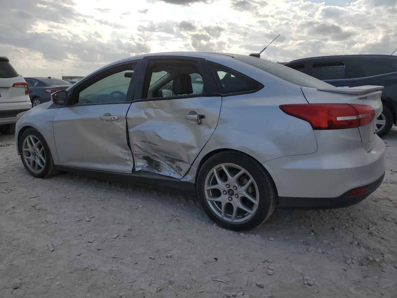2015 Ford Focus - Image 2