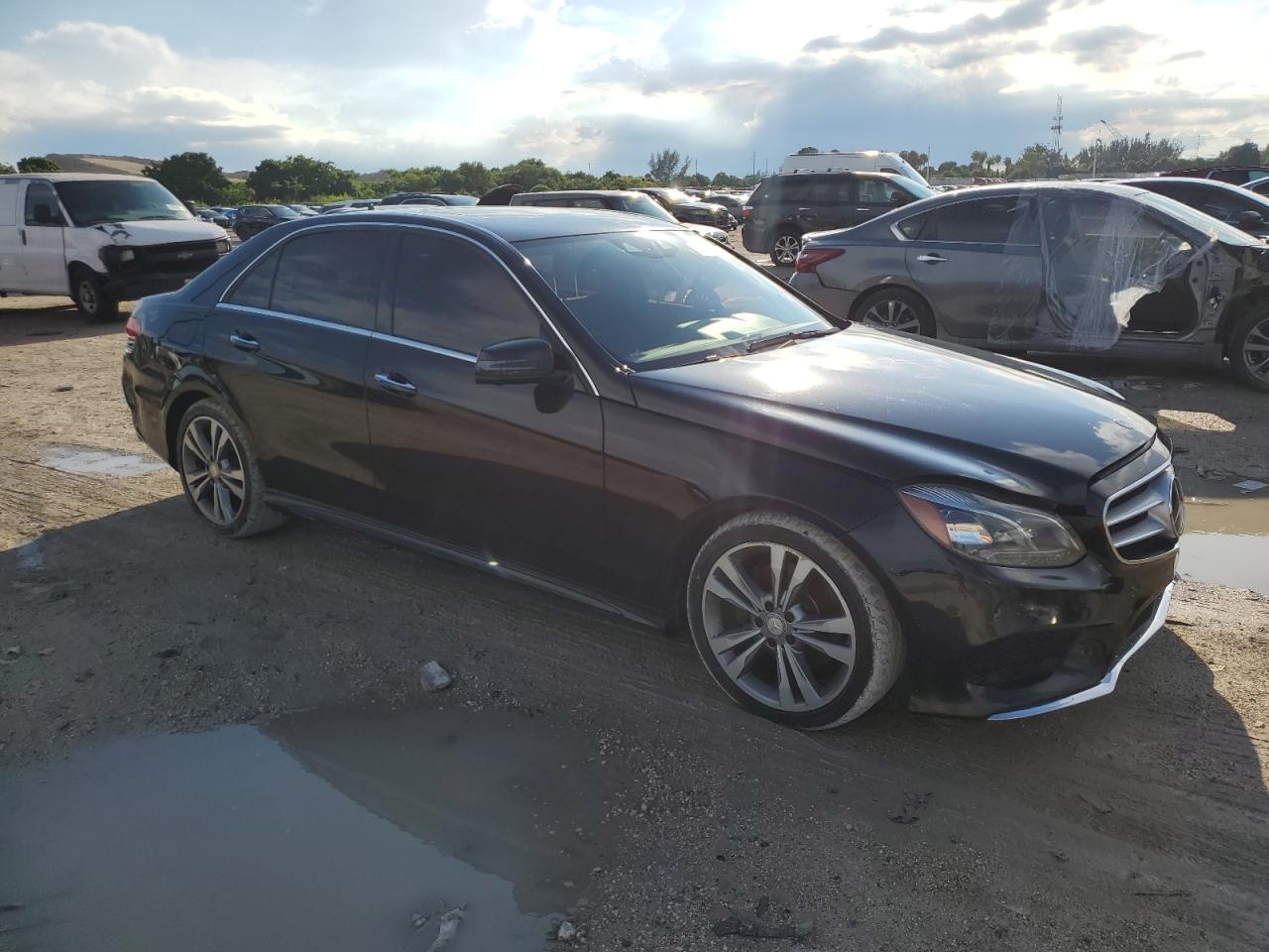 VIN WDDHF5KB5GB250450 2016 MERCEDES-BENZ E-CLASS no.4