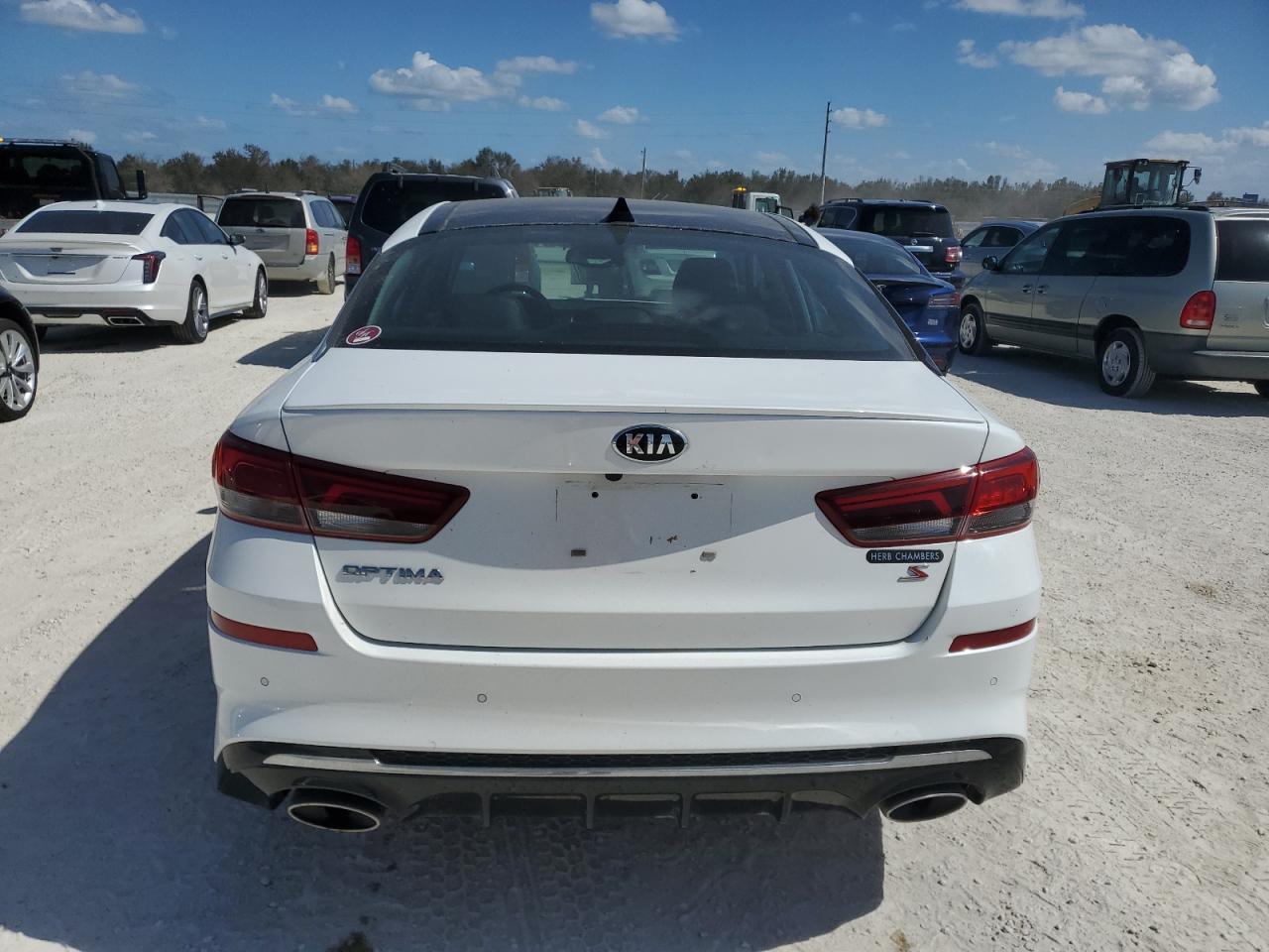 5XXGT4L30KG324182 2019 Kia Optima Lx