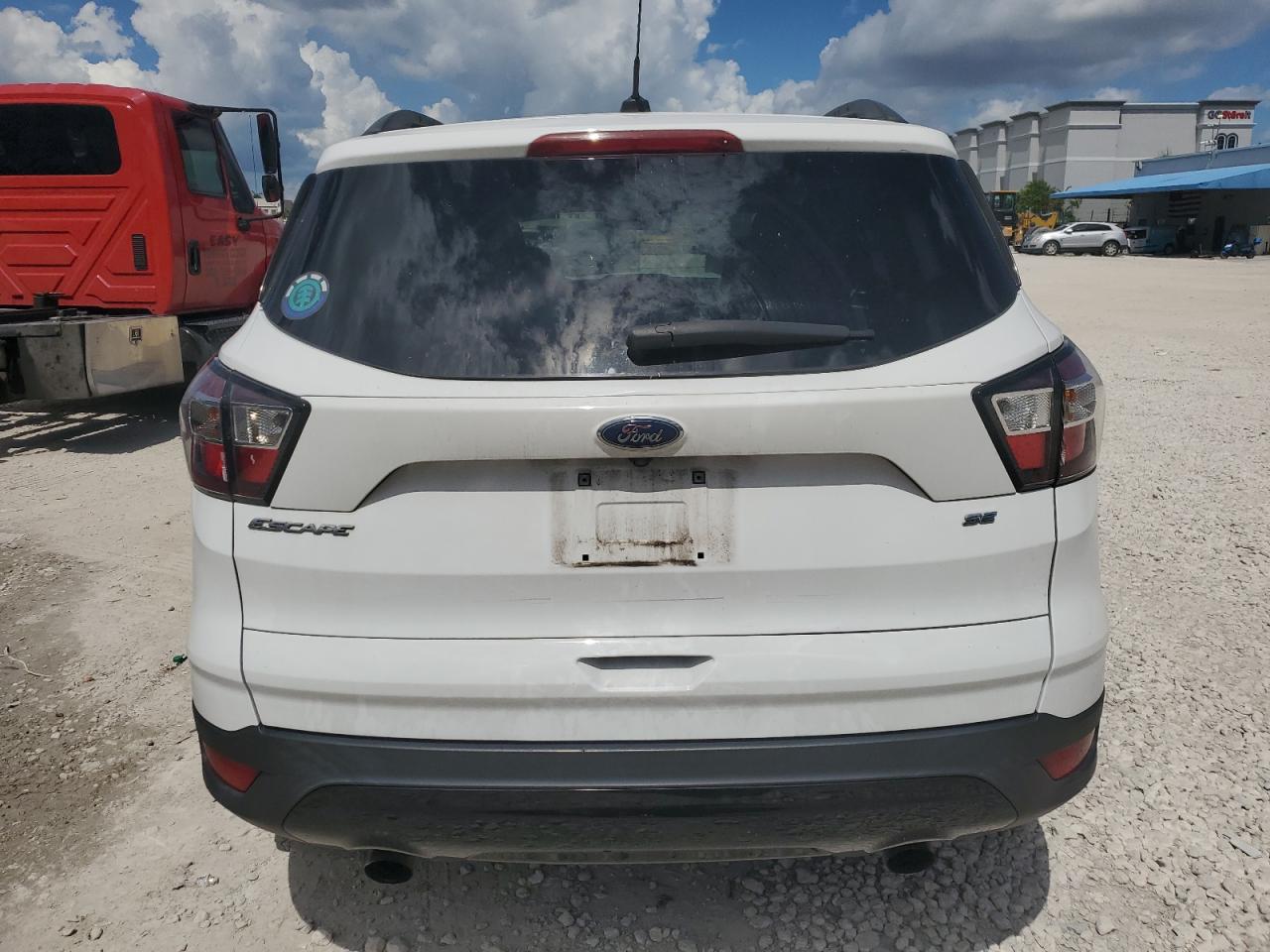 1FMCU9GD9JUB54582 2018 Ford Escape Se