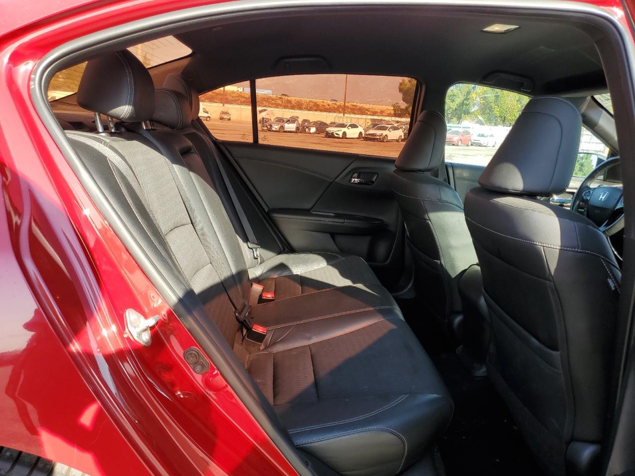 2017 Honda Accord - Image 11