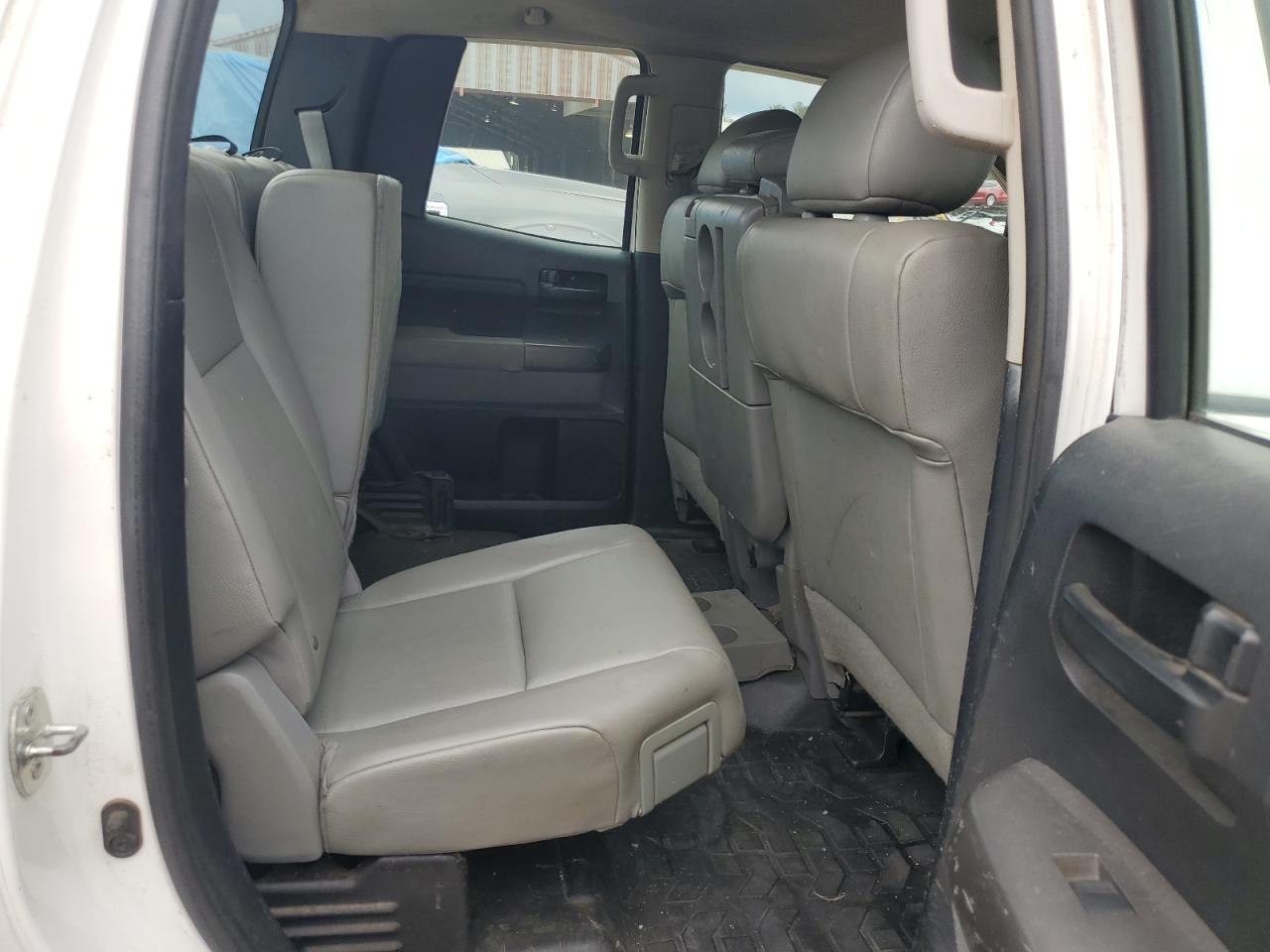 5TFRM5F1XCX037092 2012 Toyota Tundra Double Cab Sr5