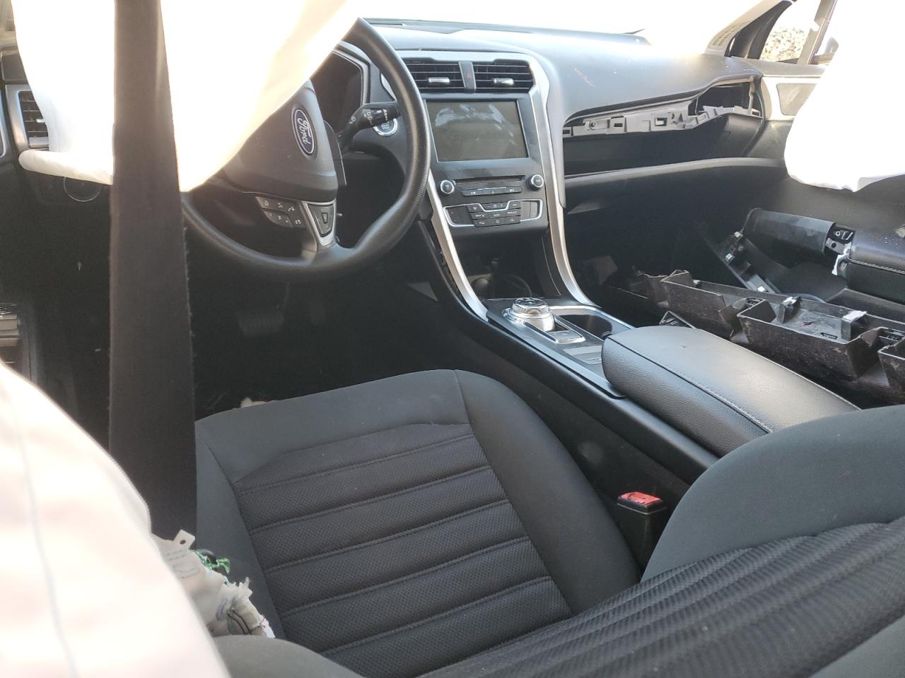 2018 Ford Fusion - Image 8