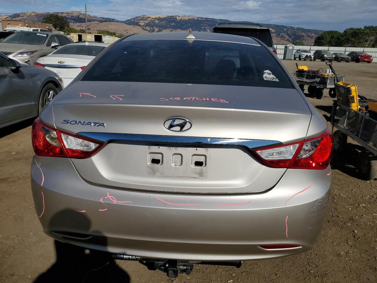 2011 Hyundai Sonata - Image 6