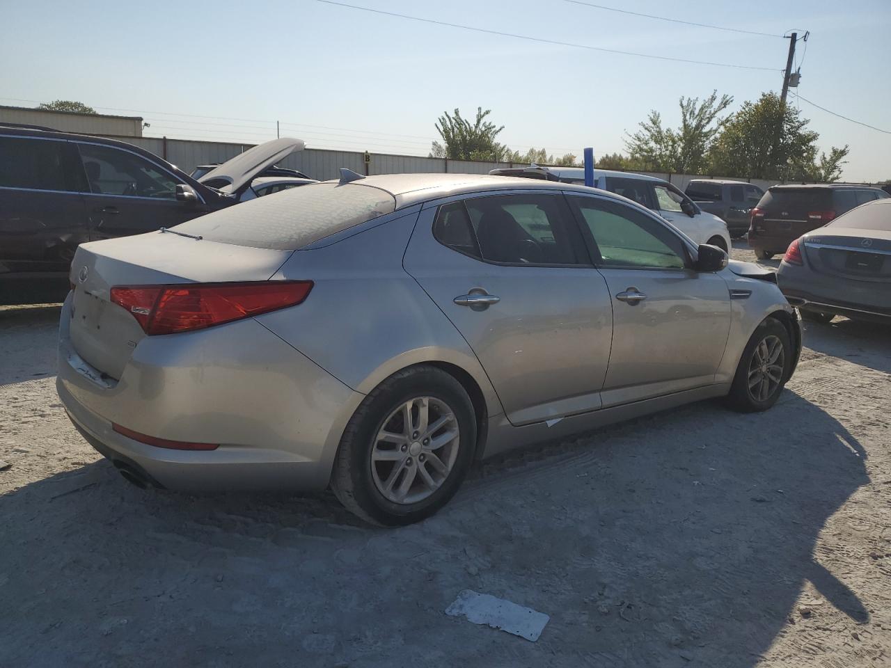 2012 Kia Optima - Image 3