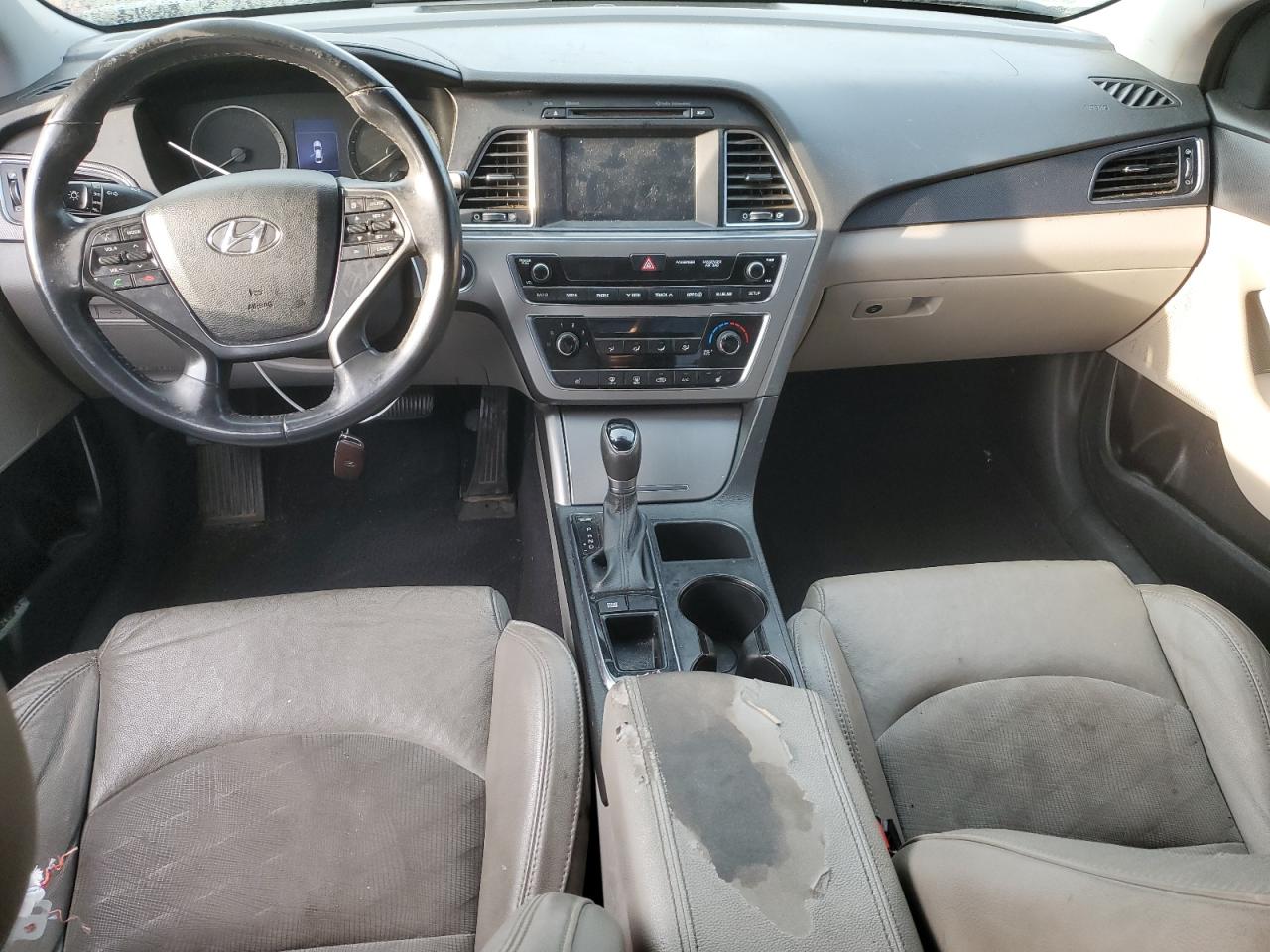 2017 Hyundai Sonata - Image 8