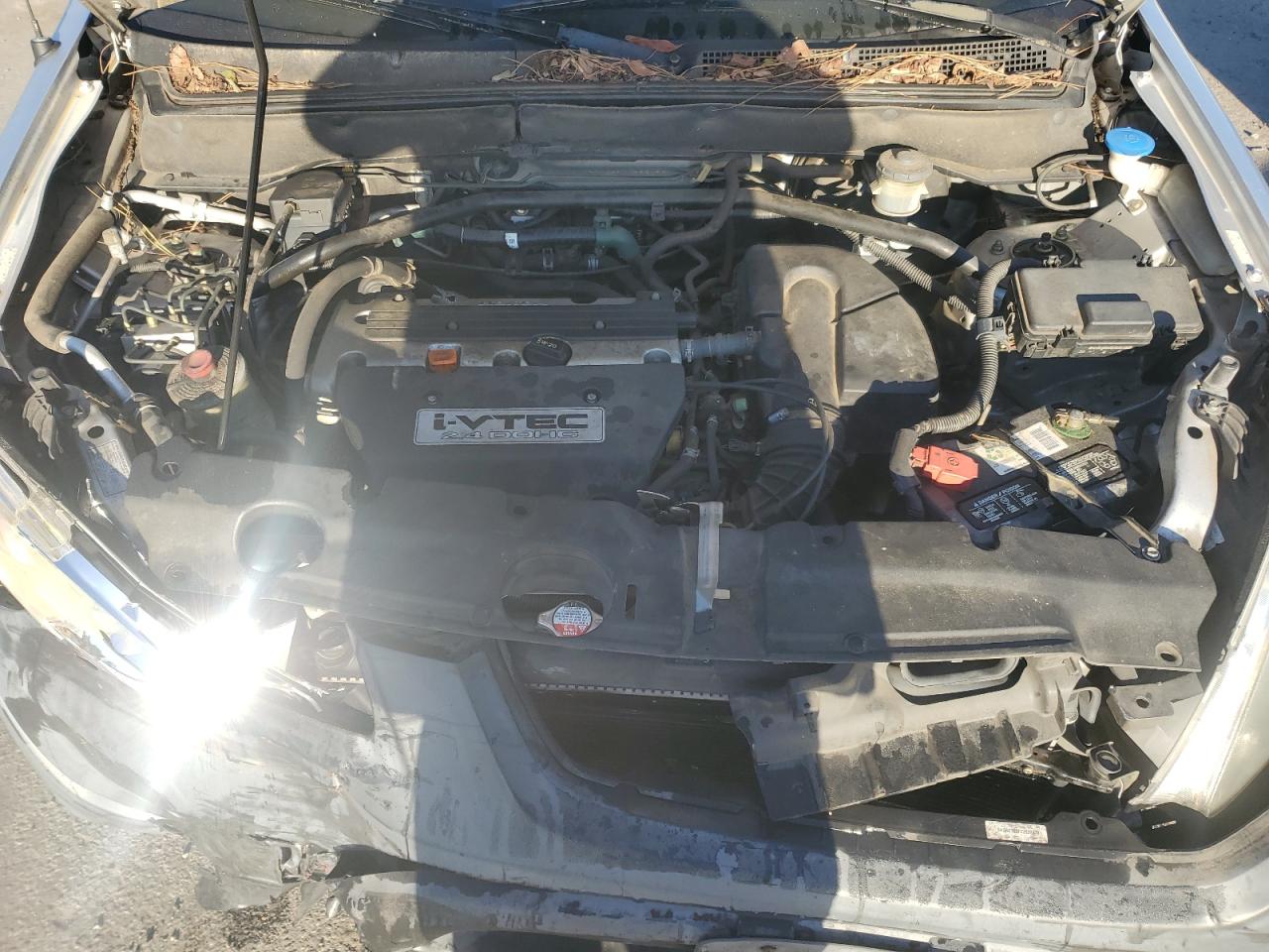 2004 Honda CR-V - Image 13