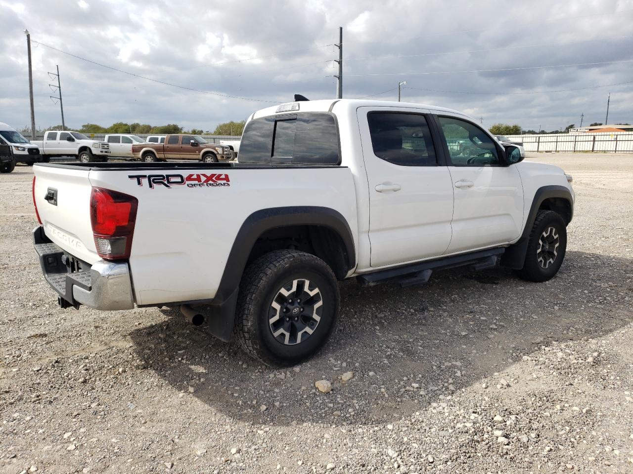 VIN 3TMCZ5AN8JM149278 2018 TOYOTA TACOMA no.3