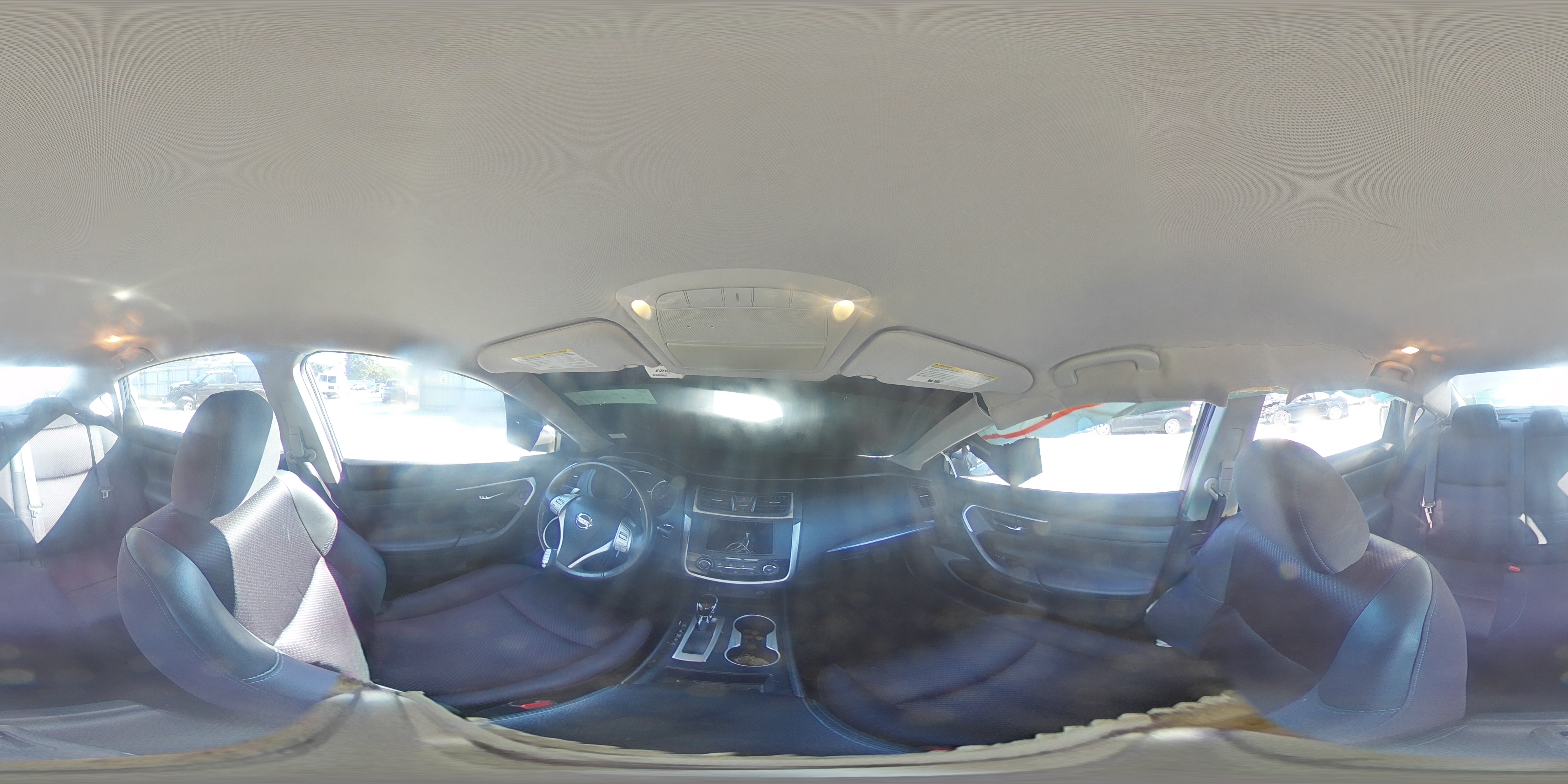 2018 Nissan Altima - Image 13