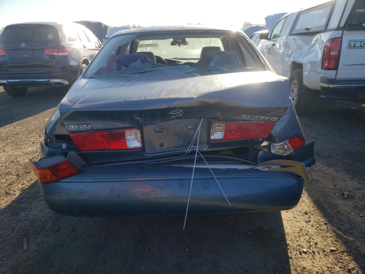 JT2BF28K8Y0237641 2000 Toyota Camry Le