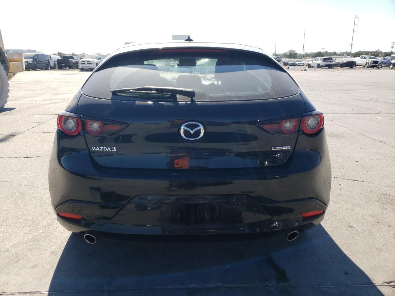 2023 Mazda 3 Premium VIN: JM1BPAMM1P1621999 Lot: 77972854